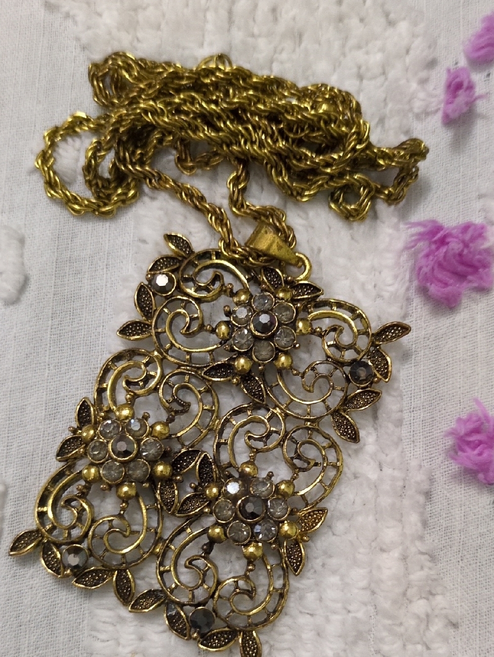 Gold Floral Filigree Pendant Necklace - Elegant Women’s Jewelry 16 in. drop